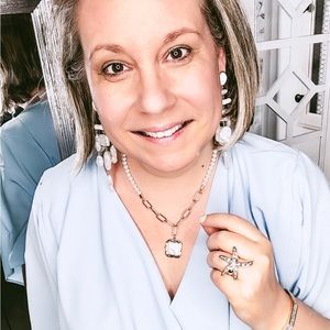 Meet your Posher, Angela